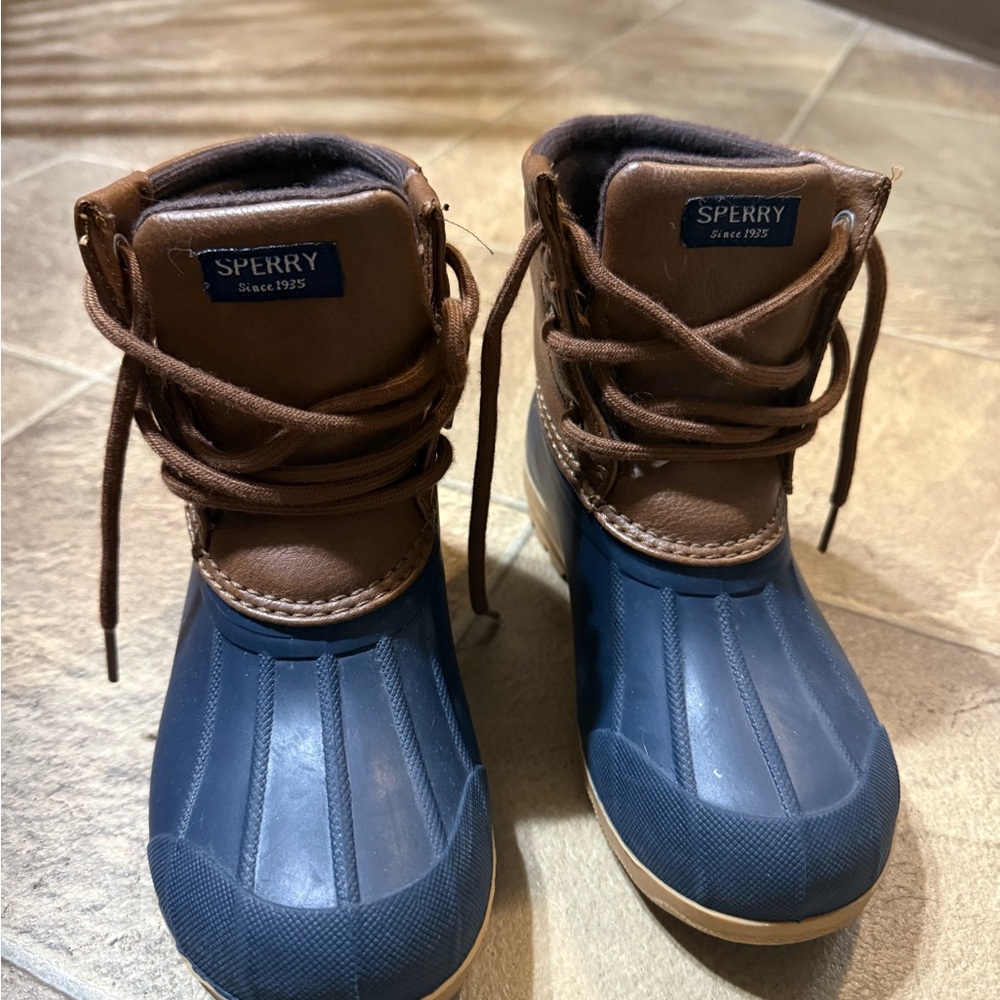 Sperry Kids' Tan and Navy Boots